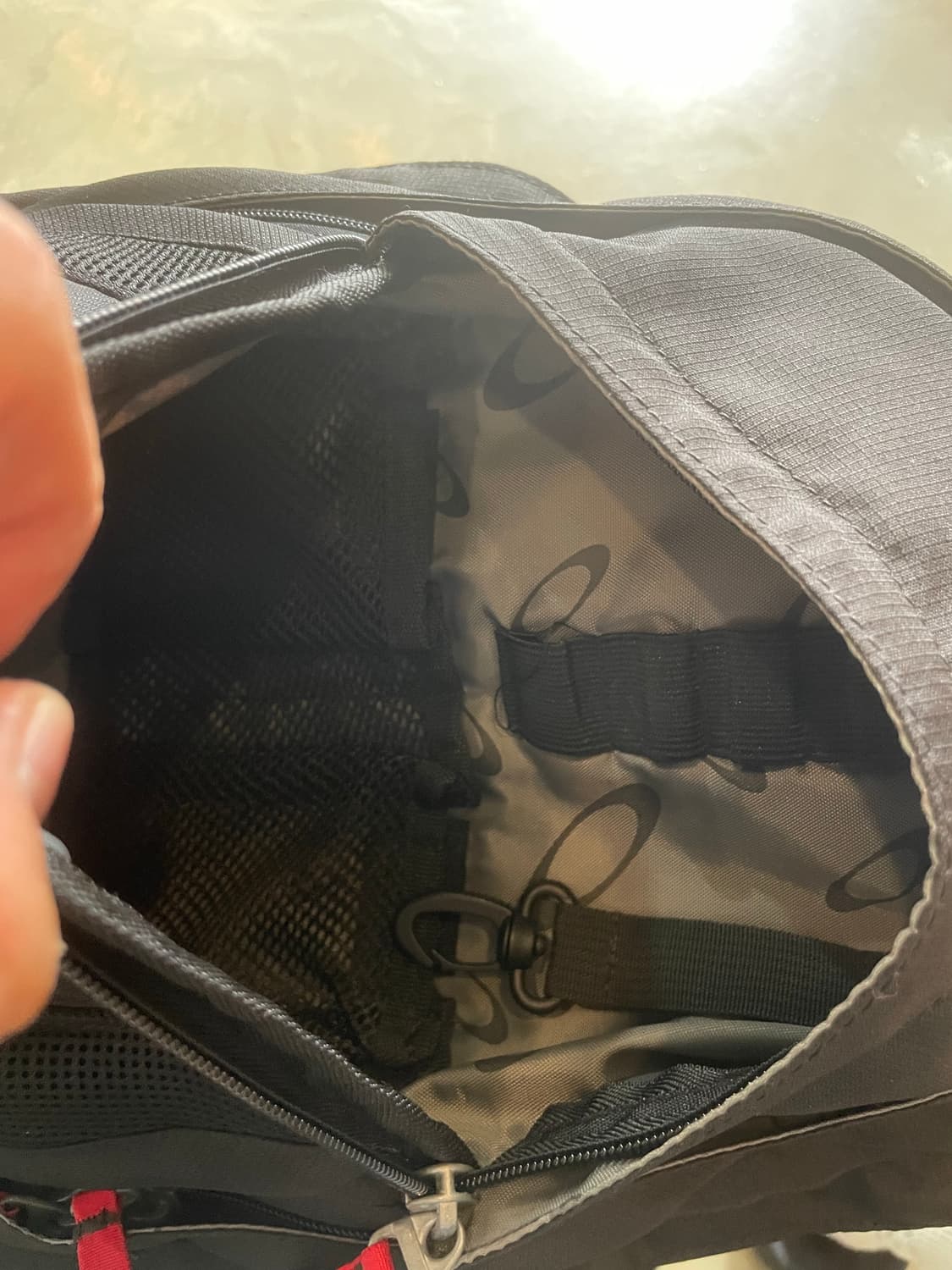 오클리 택티컬 패널 백팩 상품이미지4