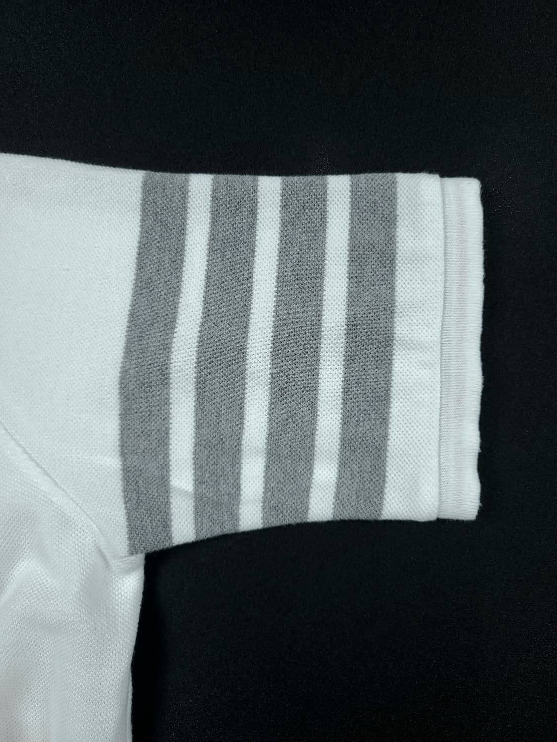 톰브라운 4바 와플니트 반팔 카라티셔츠 상품이미지3