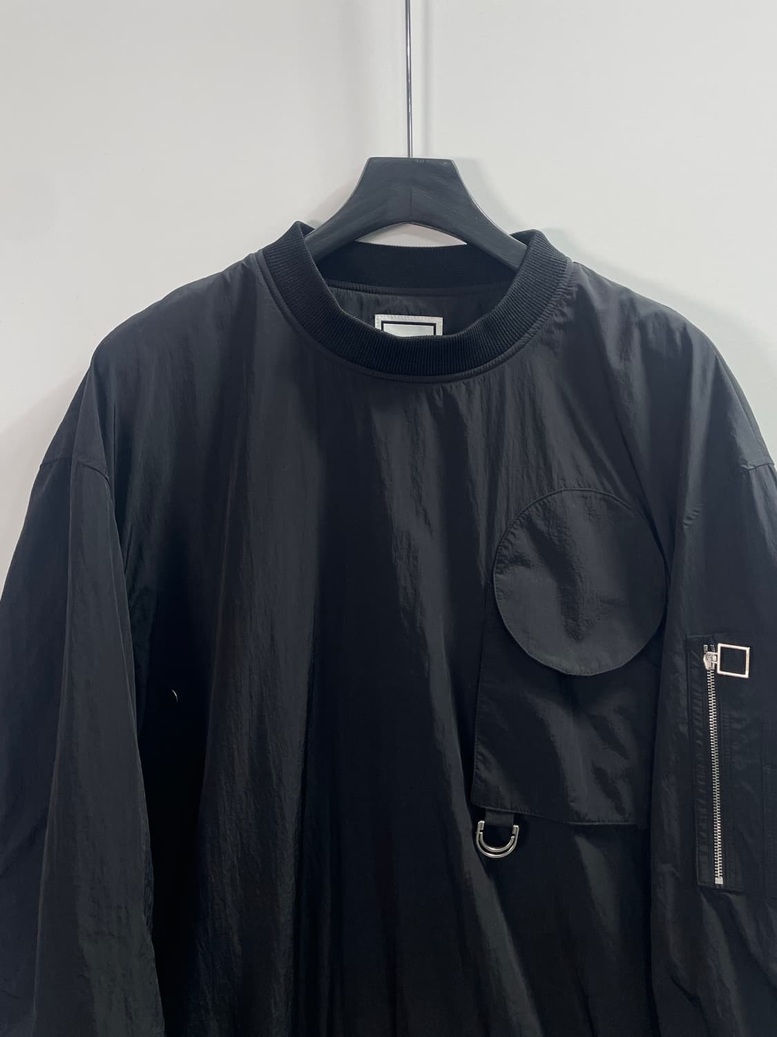 우영미 빅로고 나일론 바람막이 맨투맨 (on.715)    상품이미지2