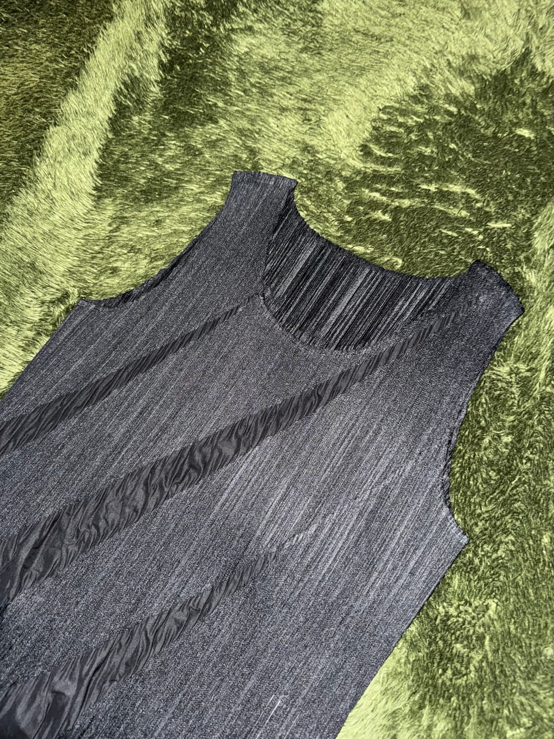 [3] Pleats Please 이세이미야케 플리츠플리즈 슬리브리스 상품이미지2