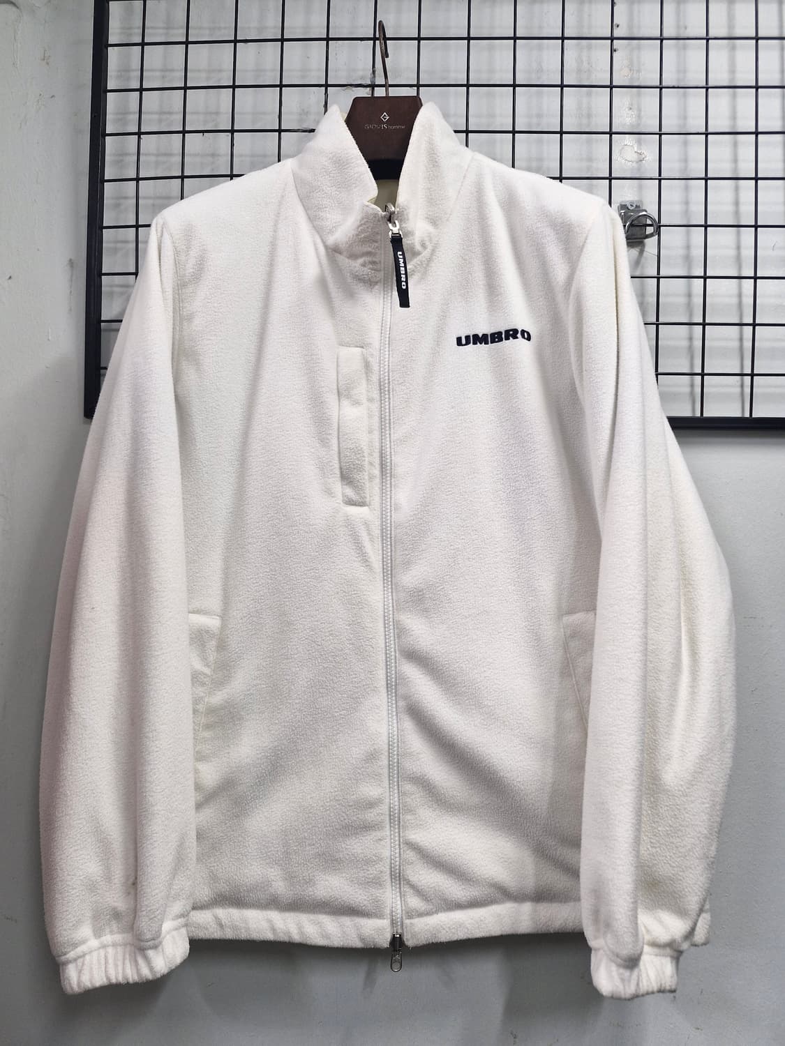 100L 엄브로 리버시블 양면 우븐 플리스 자켓. 상품이미지1