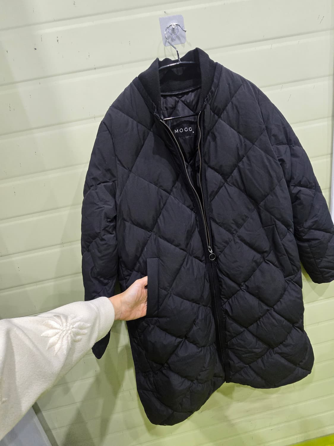 다이아 퀄팅 롱패딩 블랙 상품이미지3