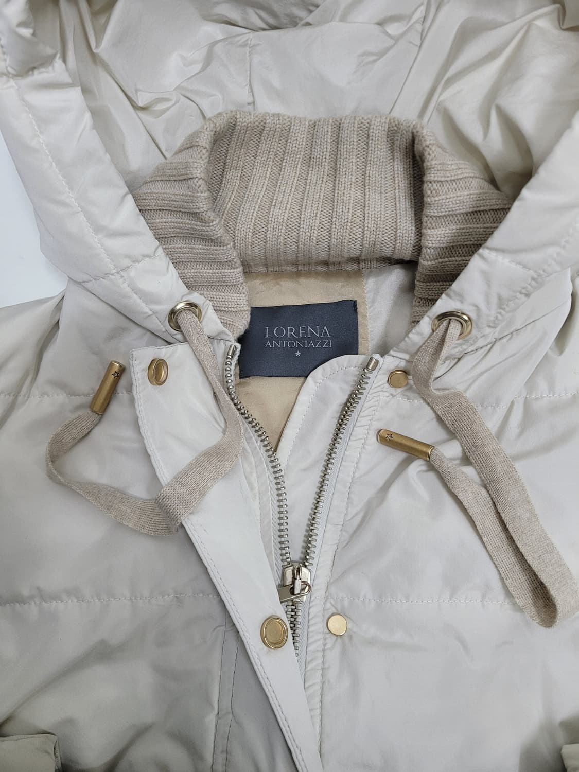 로레나 안토니아찌 니트 배색 오버핏 후드 패딩 자켓 / 여 42 (90) 상품이미지6