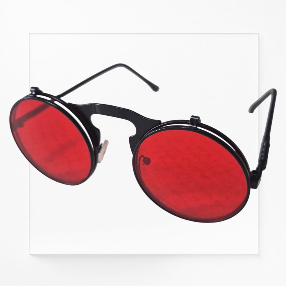 [핫아이템🔥] 레옹 플립 레드 선글라스 상품이미지1