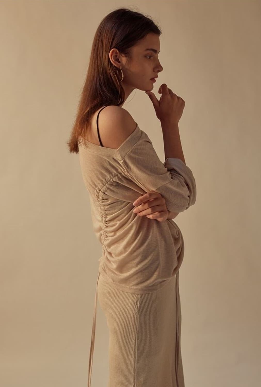 스컬프터 STRING LINEN 셔링 스트링 오프숄더 블라우스 티셔츠 탑 상품이미지2