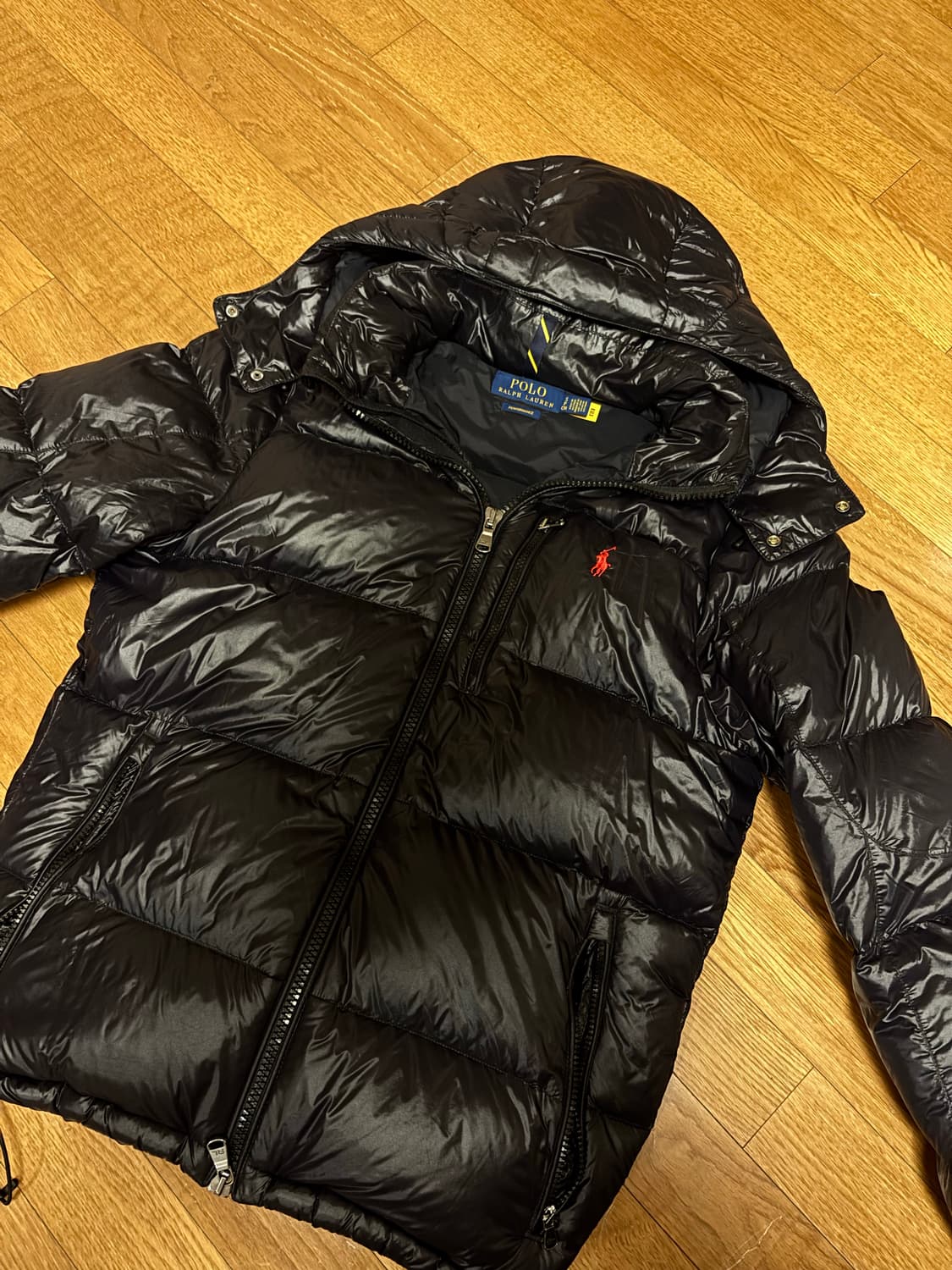 폴로 랄프로렌 고햄 덕다운 유광 패딩 상품이미지1