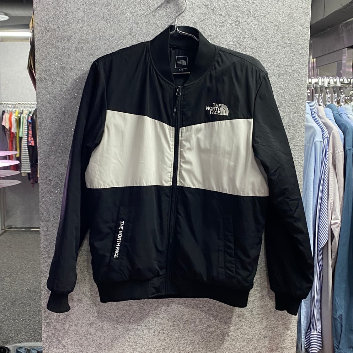 노스페이스 배색 다운 봄버 자켓 B2967 상품이미지2