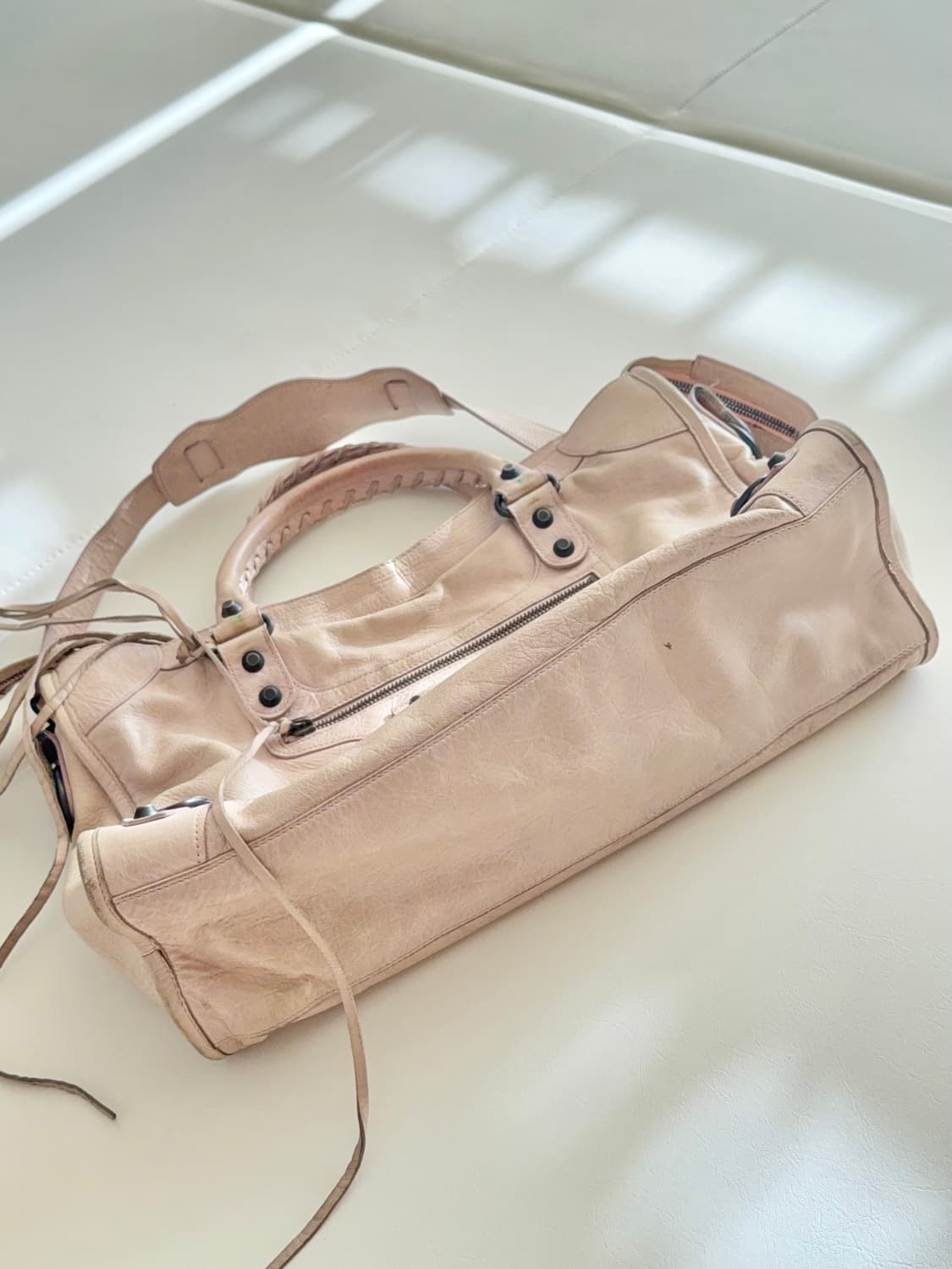 발렌시아가 모터백 미듐 연핑크 상품이미지2