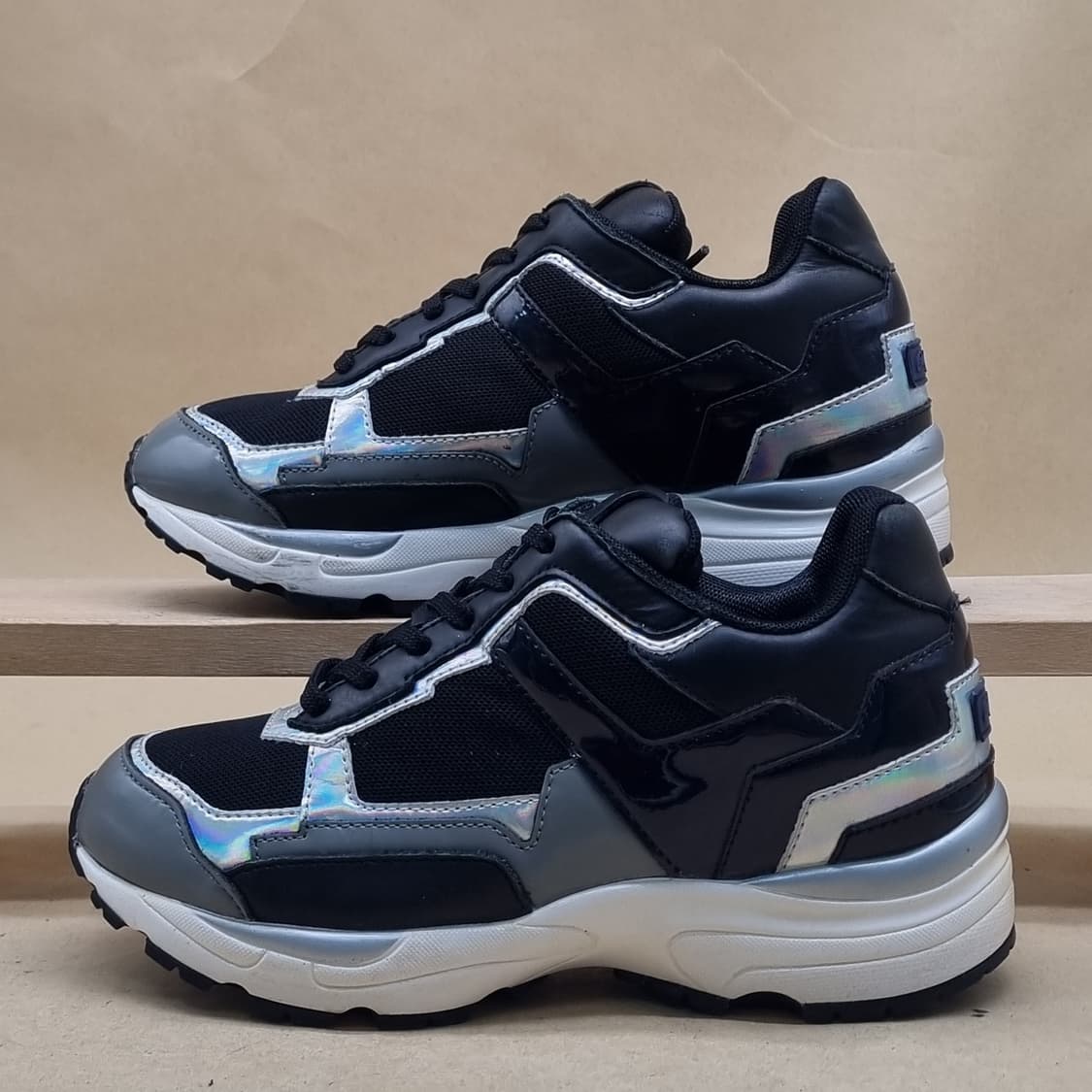 슈콤마보니 헤븐 스니커즈 225 상품이미지1