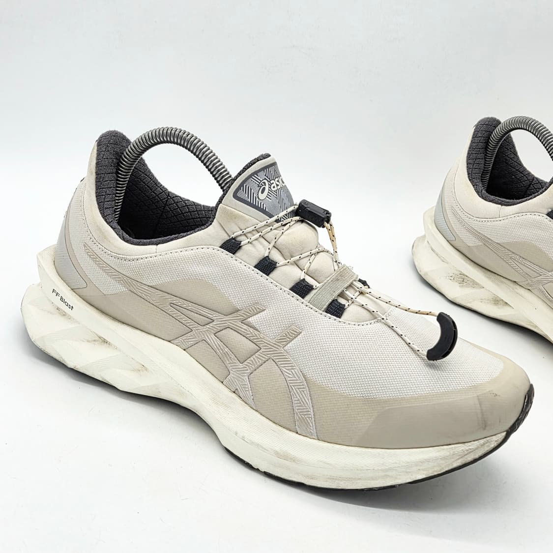  아식스 노바블라스트 스모크 그레이 (275)  상품이미지5