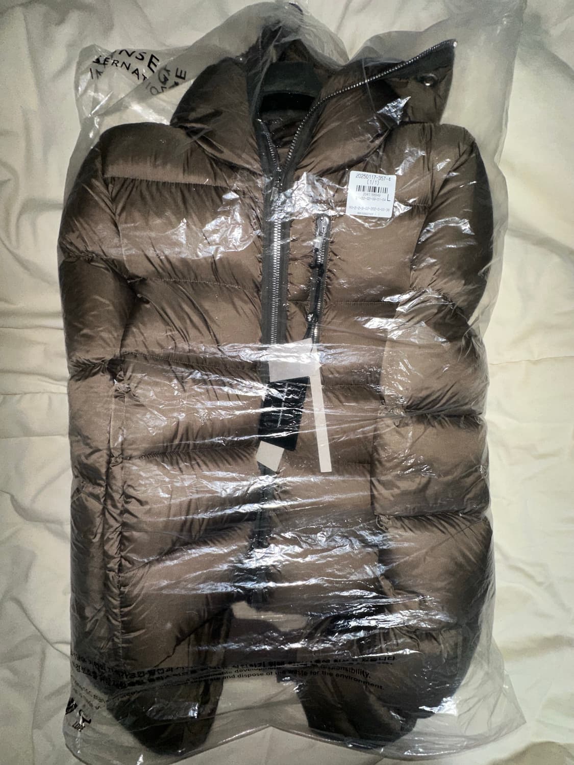 릭오웬스 22fw 김프 패딩 더스트 상품이미지3