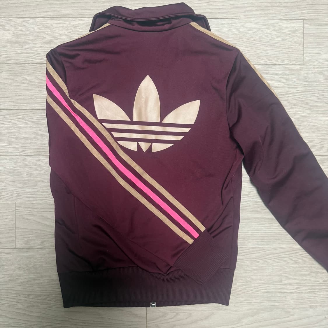 아디다스 져지 버건디 뒷로고 슬림핏 상품이미지2