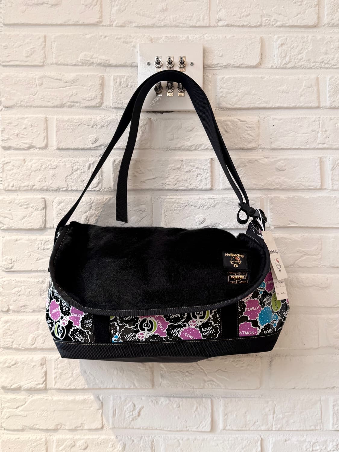 포터 X 헬로키티 X 아트모스 messenger bag 상품이미지3