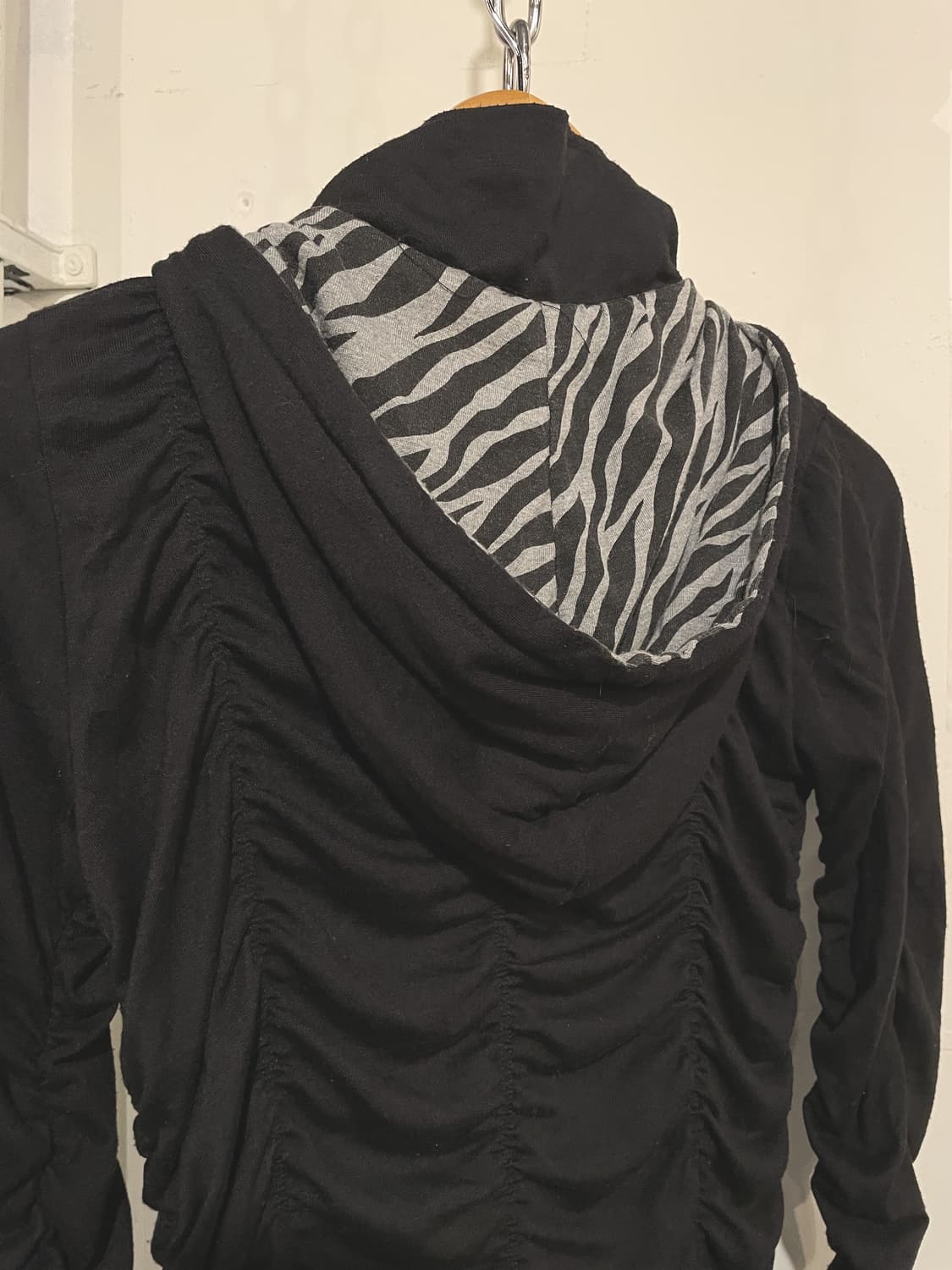 지브라 패턴 셔링 블랙 후드집업 갸루 y2k 상품이미지6