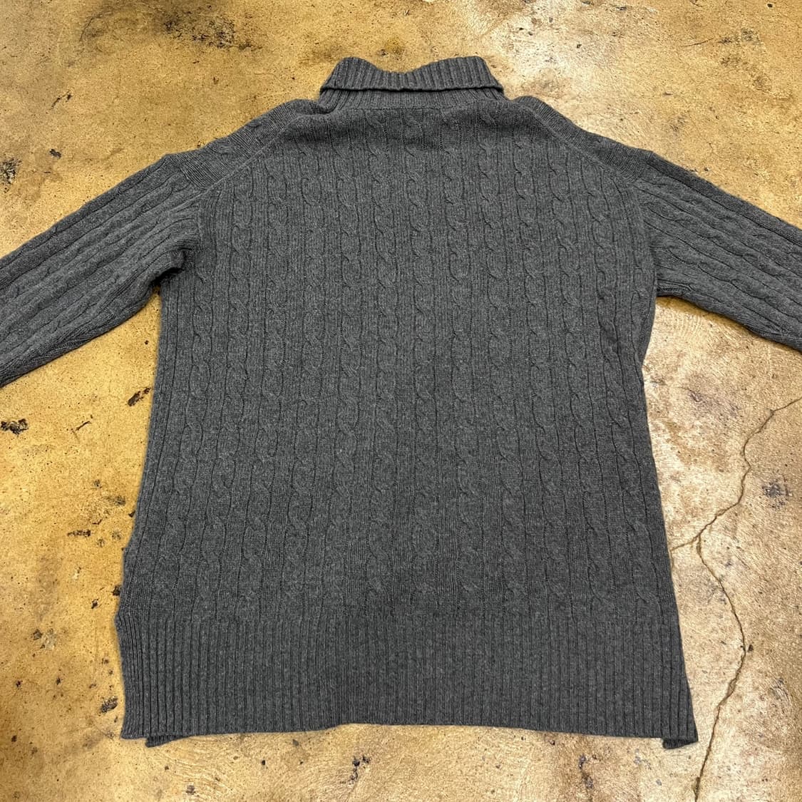 폴로 랄프로렌 그레이 목폴라 니트 상품이미지4