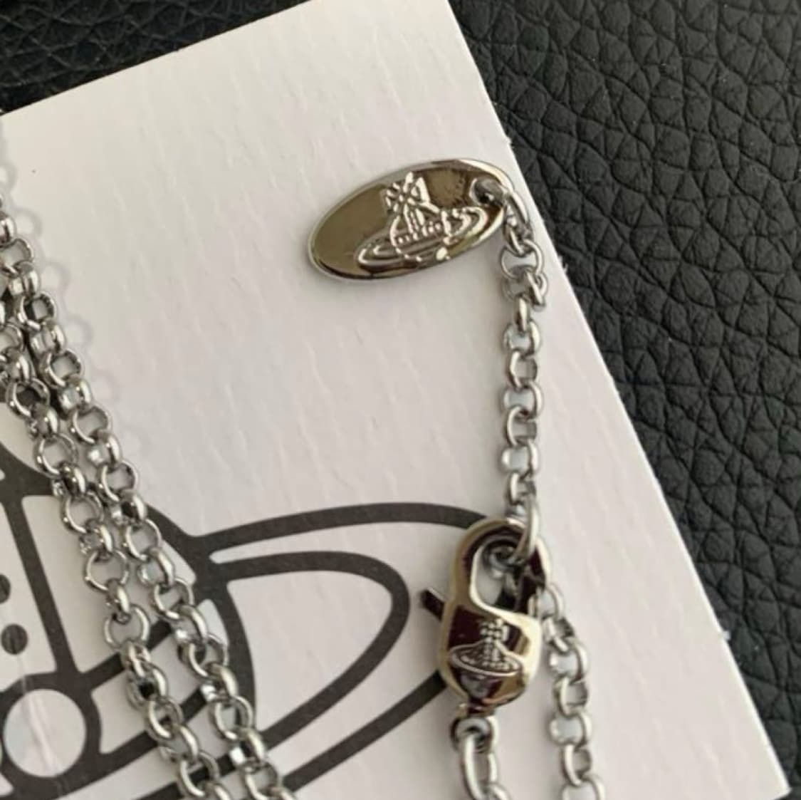 비비안웨스트우드 아카이브 멀티컬러 크리스탈 3d orb 팬던트 목걸이 상품이미지3