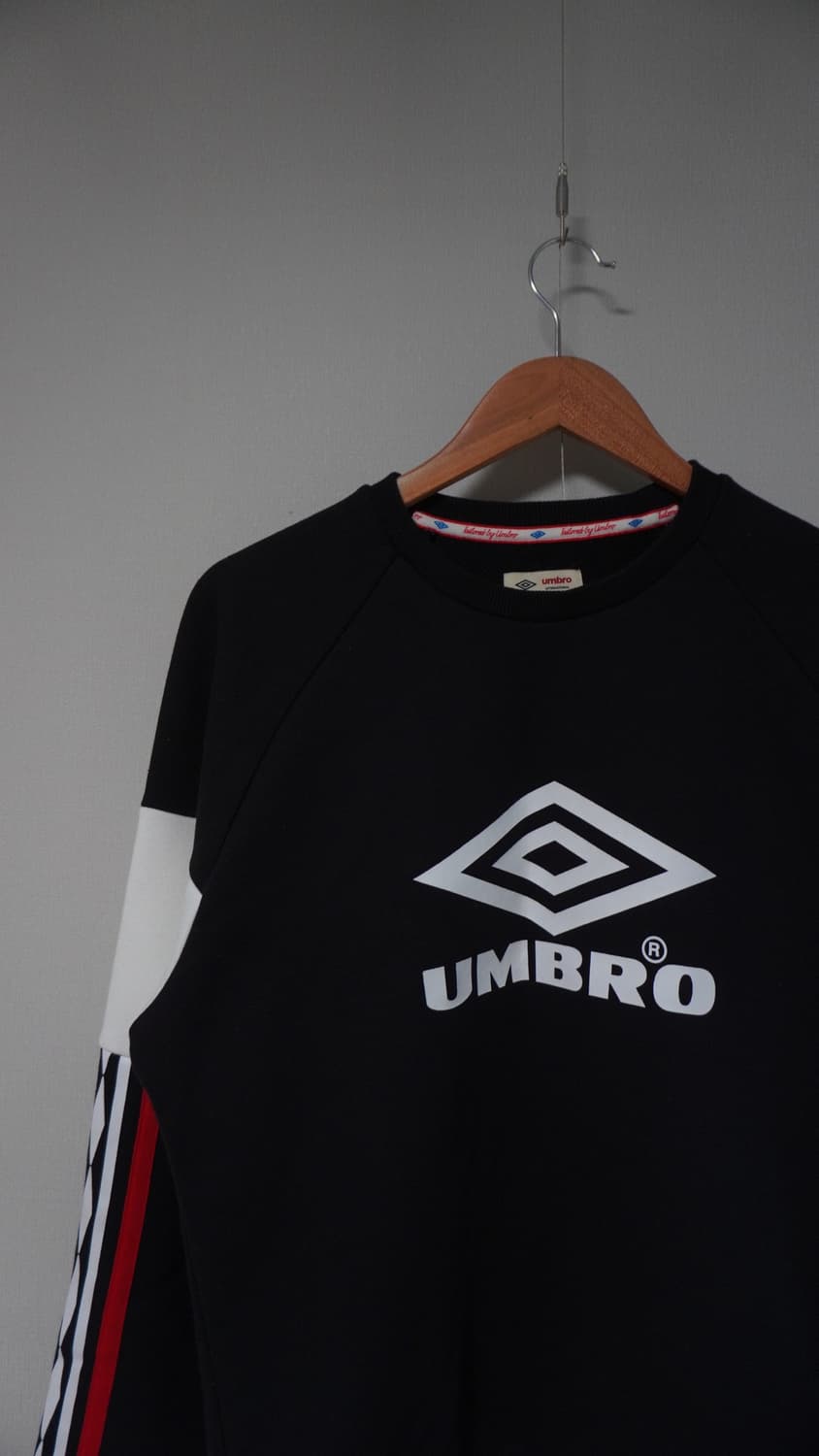 엄브로 맨투맨 상품이미지2