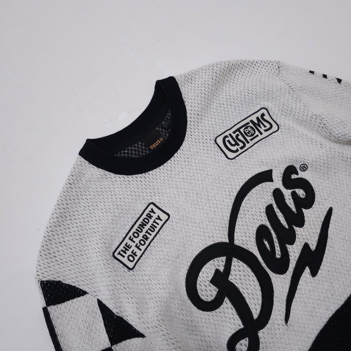 데우스 모토 니트 상품이미지3