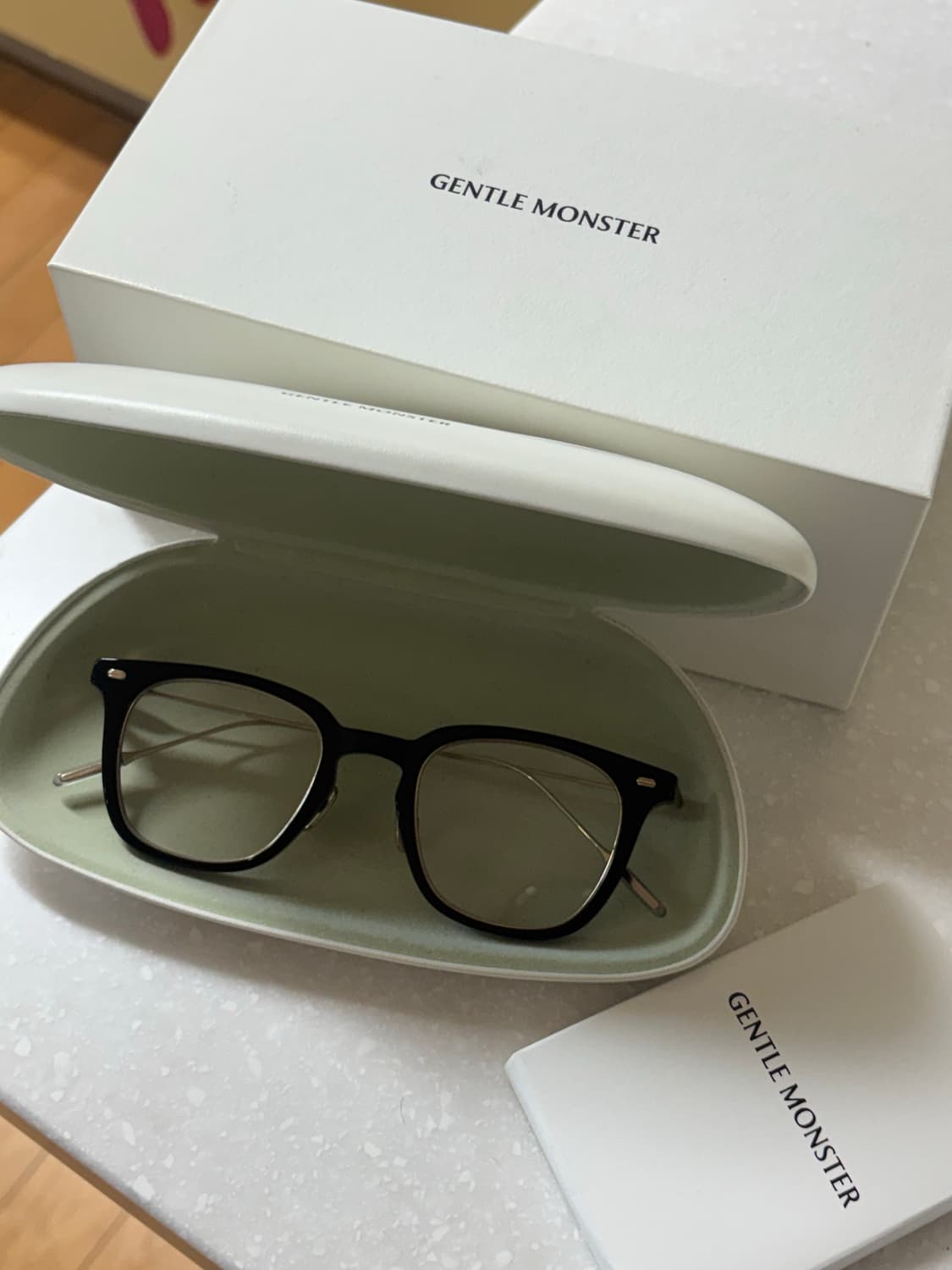 젠틀몬스터 부스터 01 상품이미지1