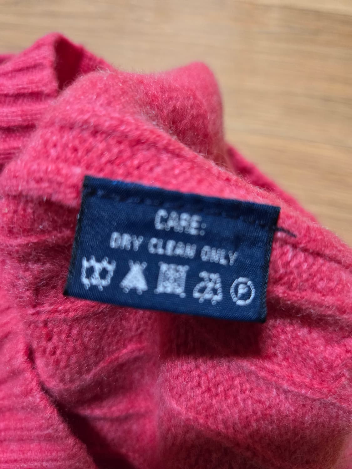 폴로 랄프로렌 브이넥 울 케이블 니트 상품이미지7