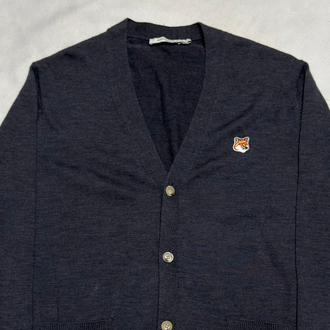 XL 메종키츠네 폭스 해드 패치 그레이 울 가디건 상품이미지1