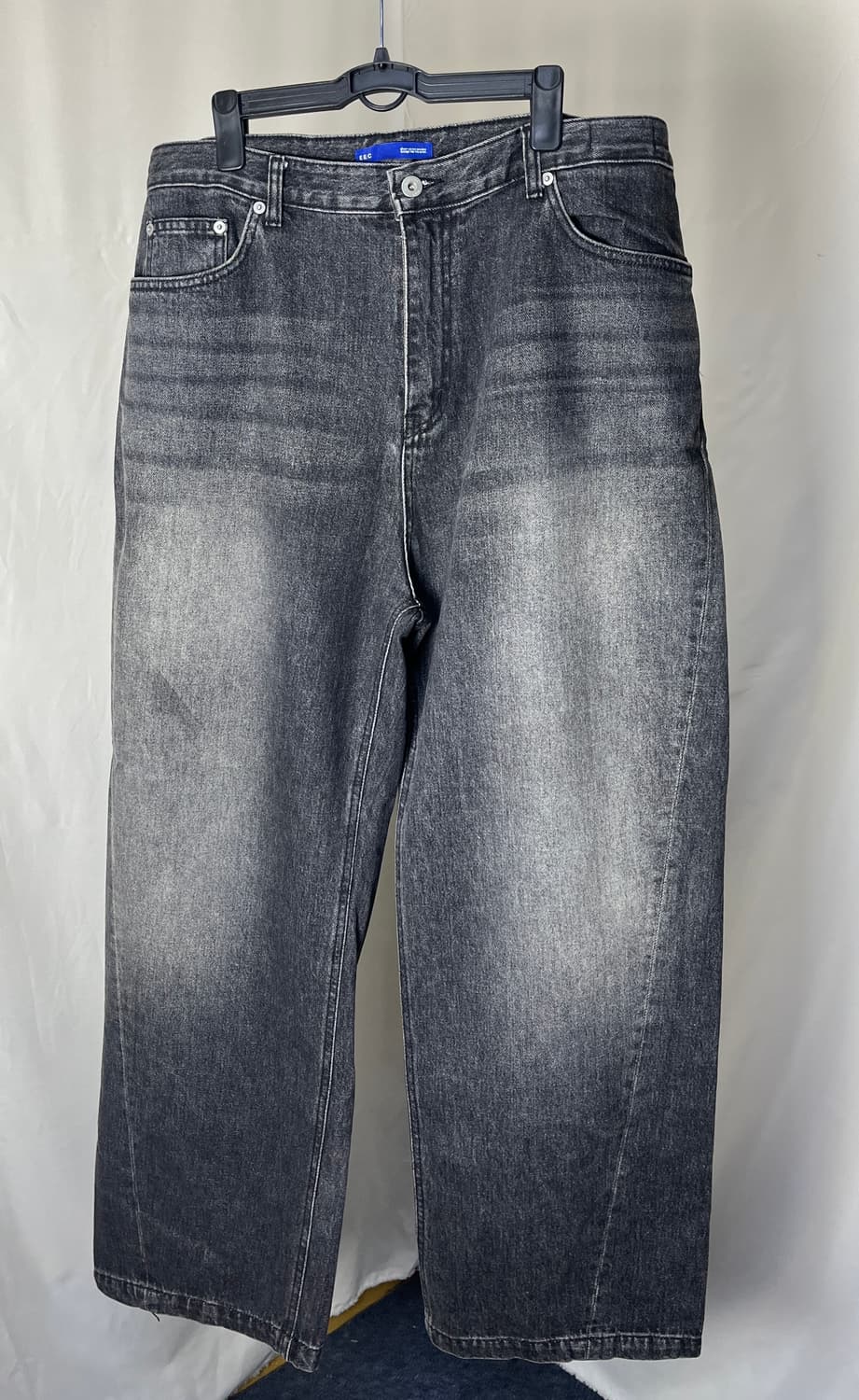 [에러스익셉티드] 커브드 데님 팬츠 상품이미지1