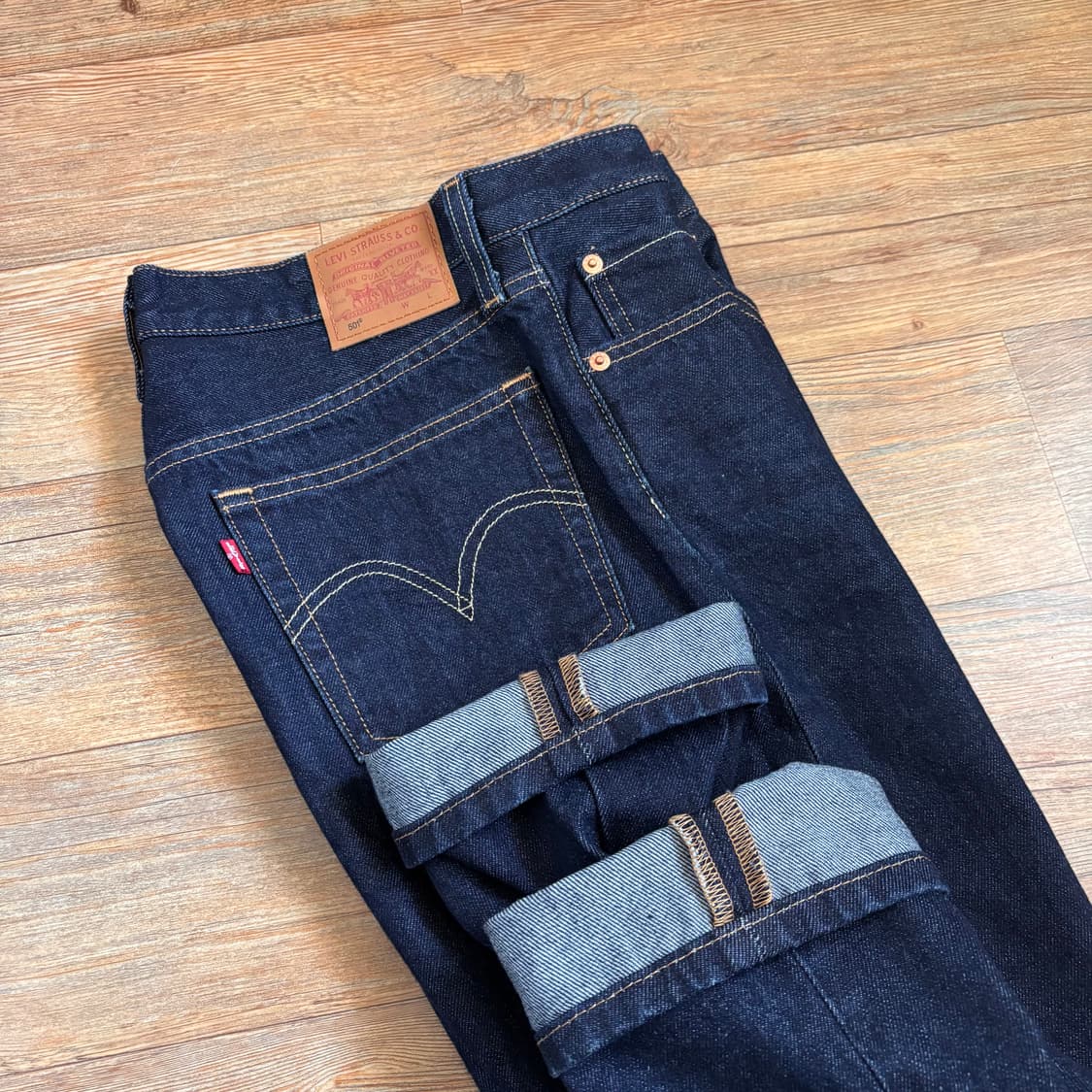 리바이스 501 청바지 진청 데님 28 오리지널 레드탭 프리미엄 상품이미지4