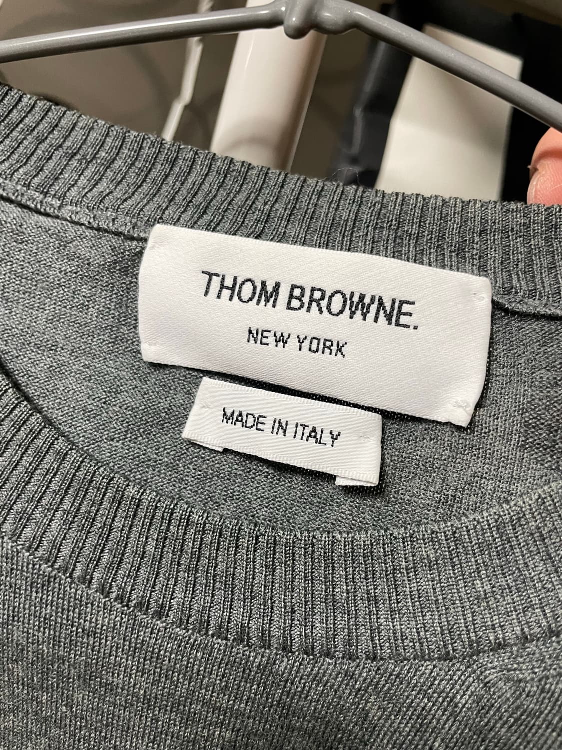 톰브라운 메리노울 니트 그레이 3사이즈 상품이미지3