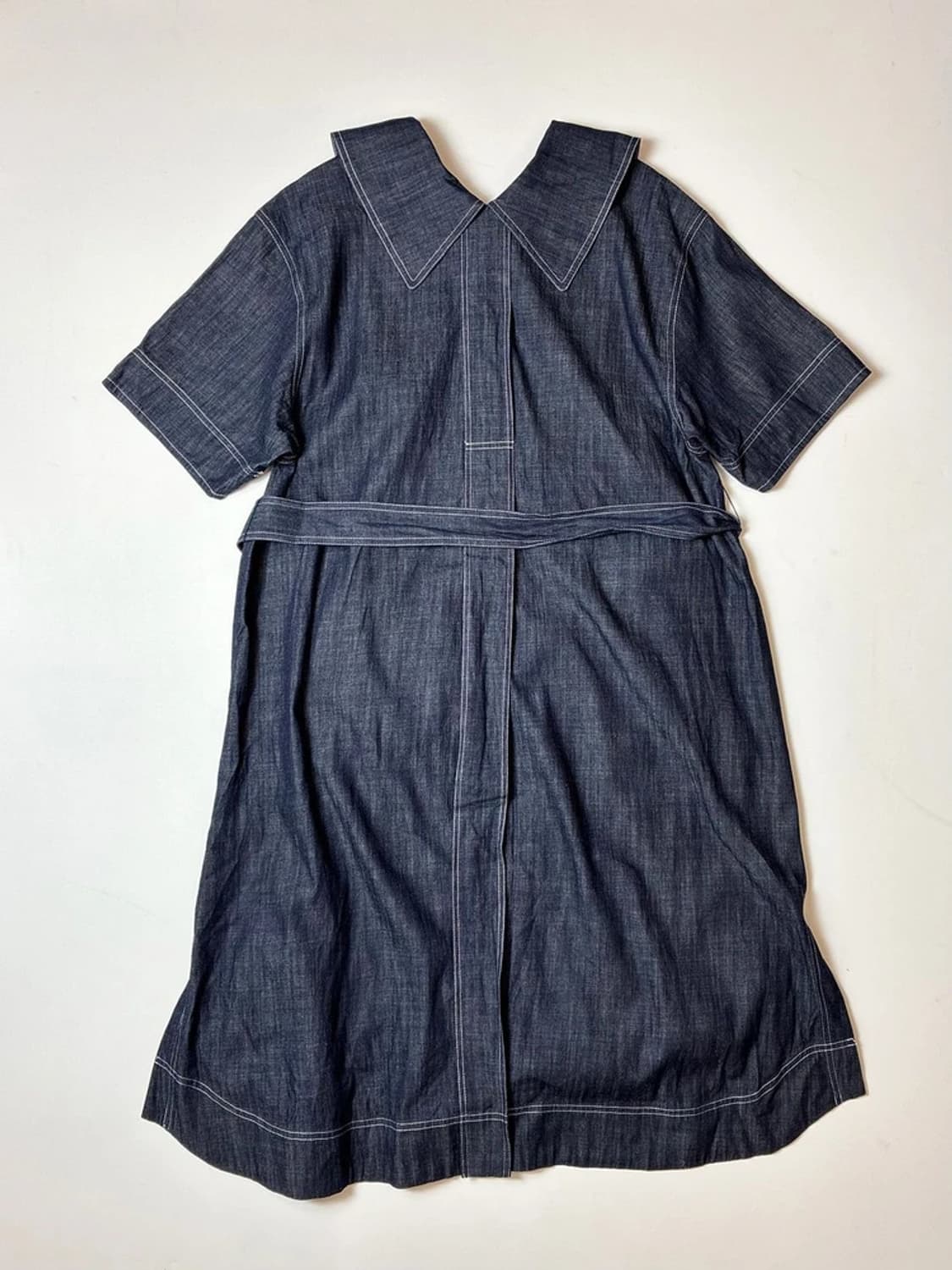 스튜디오톰보이 23ss 빅카라 벨티드 데님 원피스 PN8711 상품이미지4