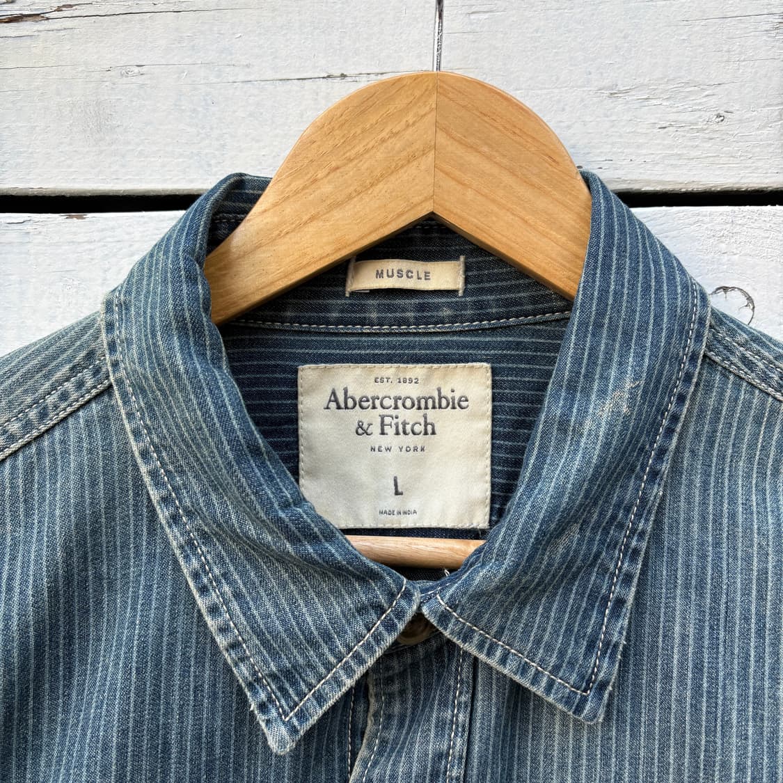 Abercrombie 아베크롬비 스트라이프 데님 셔츠 상품이미지3