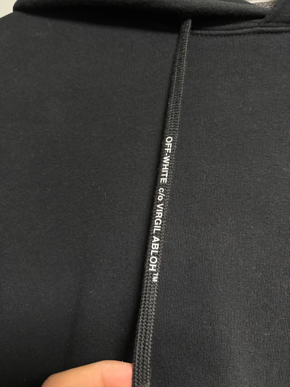 오프화이트 백화점발 후드티 상품이미지3