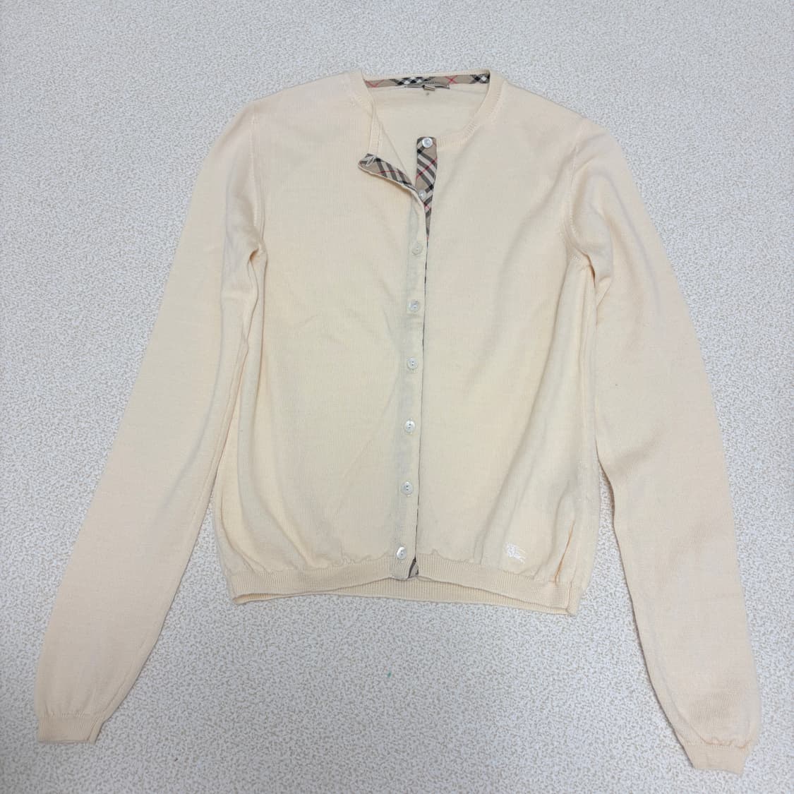 버버리 런던 울 가디건 아이보리 상품이미지5