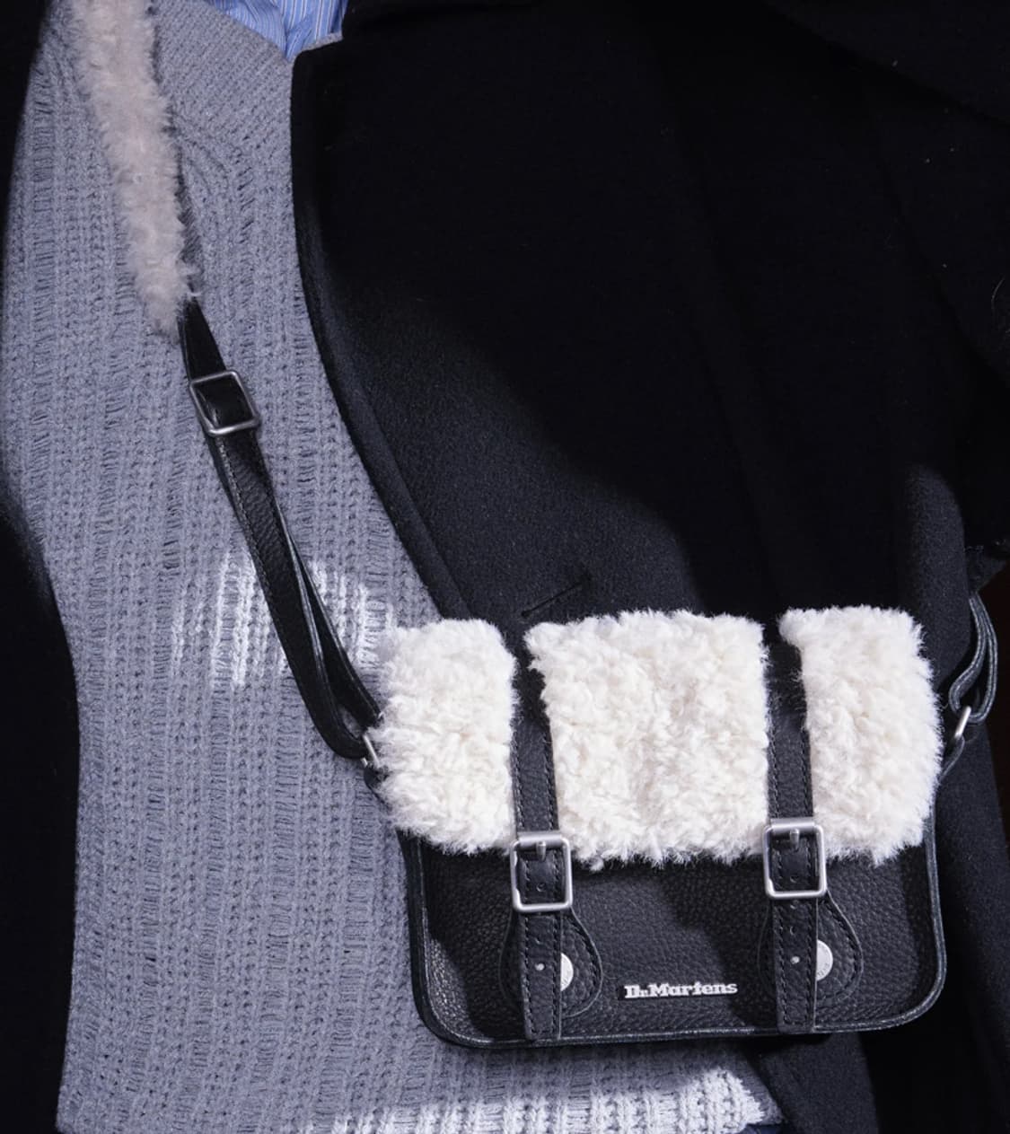 닥터마틴 사첼백 블랙(새상품) 상품이미지6