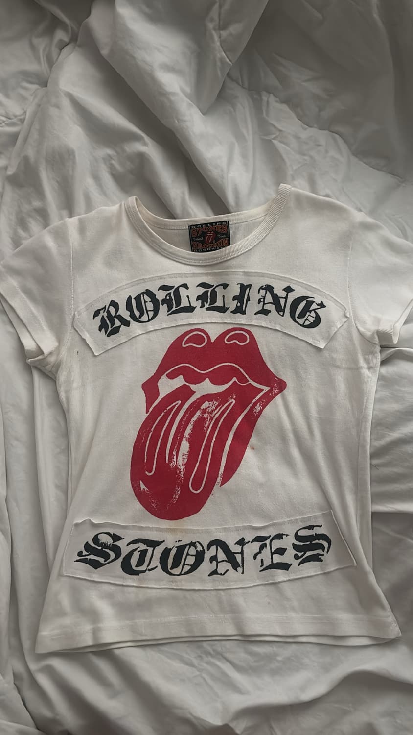 Rolling Stones 롤링스톤즈 레터링 빅로고 반팔티 상품이미지1