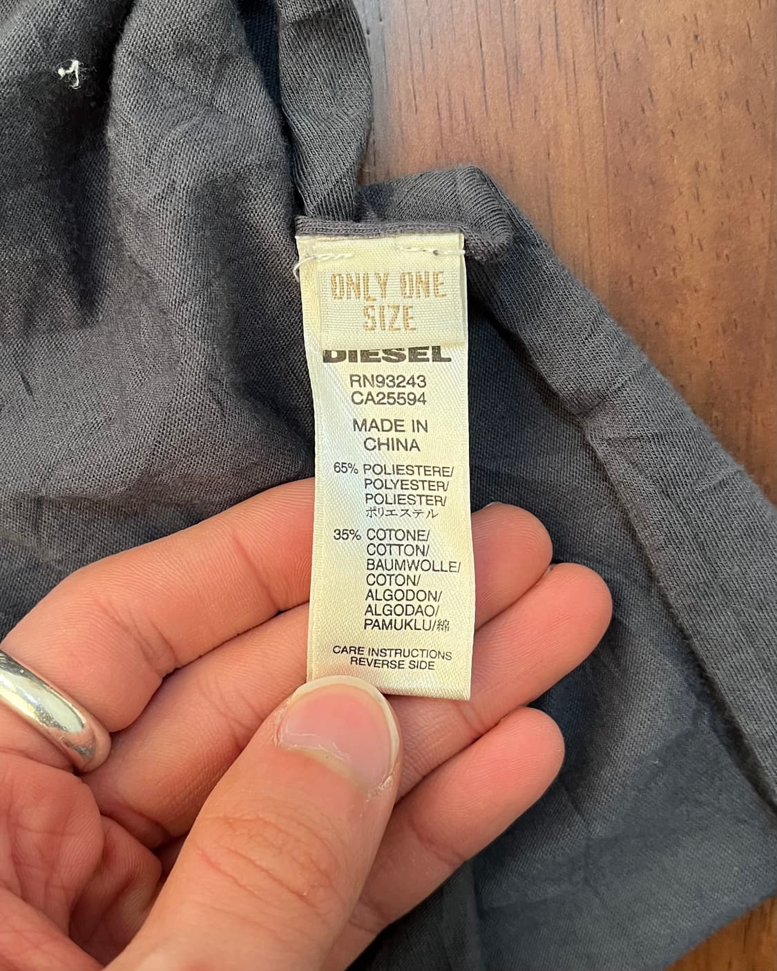 디젤 주름 그래픽 스카프 상품이미지7