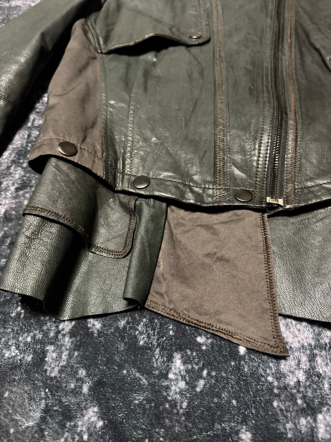 rough green cross leather jacket 상품이미지4