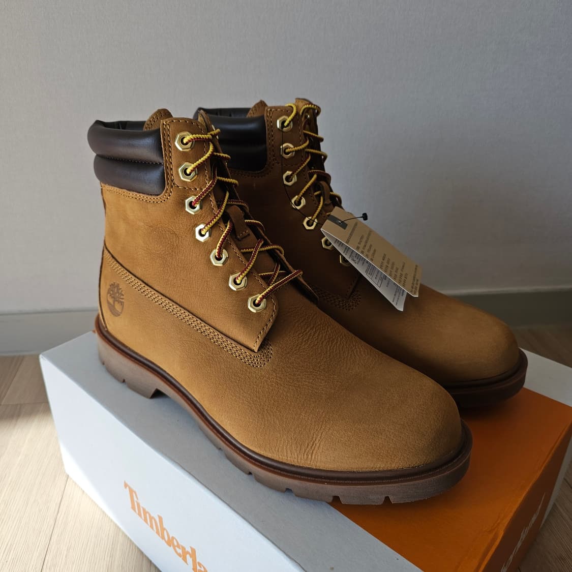 275 새제품 팀버랜드 6인치 레이스업 베이직 부츠 위트 브라운 와이드 상품이미지3
