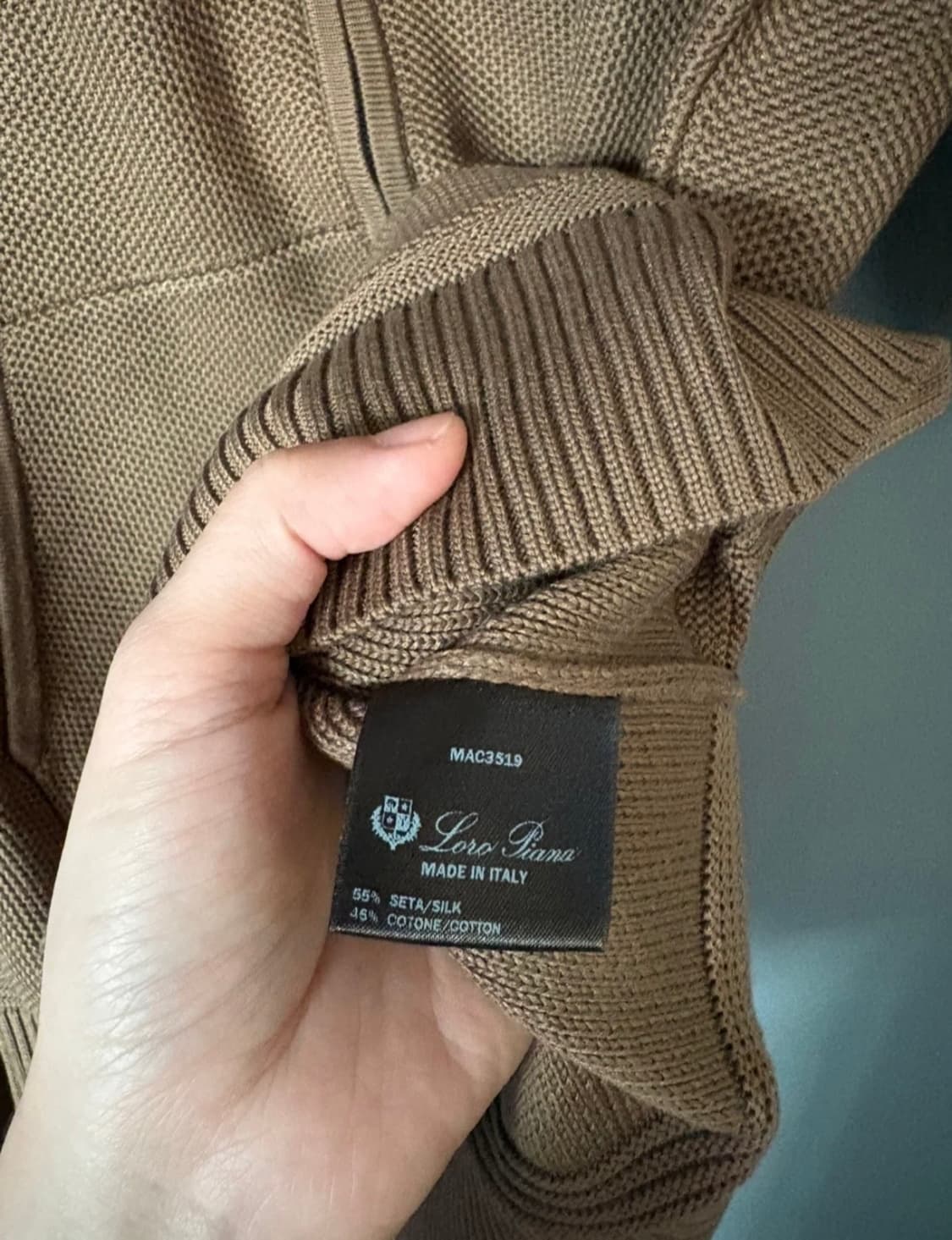 로로피아나 여성 후드 니트 짚업 브라운 상품이미지3