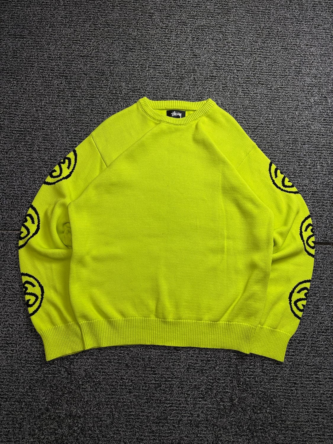 스투시 SS링크 사이드로고 크루넥 스웨터 라임 2117 상품이미지2