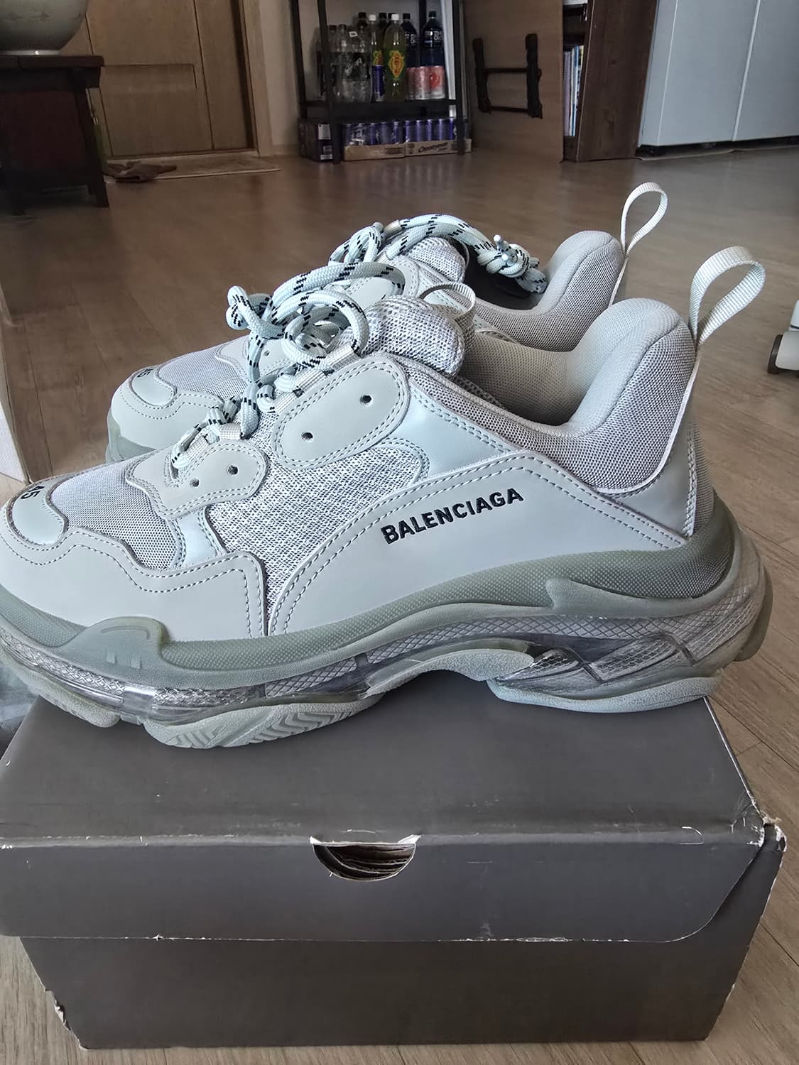 발렌시아가 클리어솔 트리플s 새상품 상품이미지2