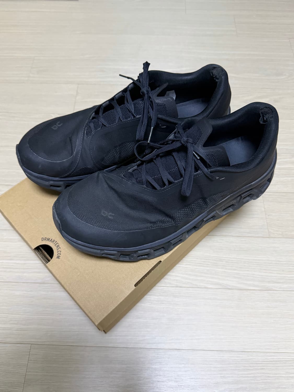 파프x온러닝 클라우드몬스터2 블랙 상품이미지1