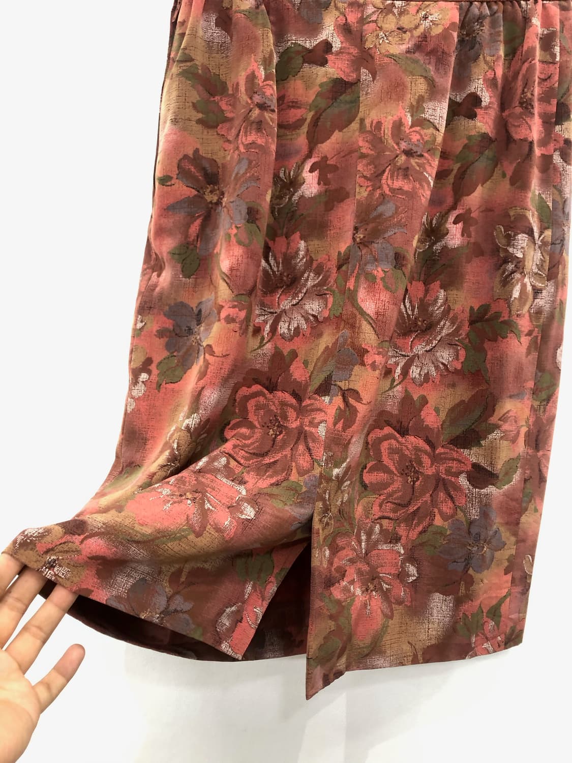 red oriental floral pattern midi skirt 상품이미지4