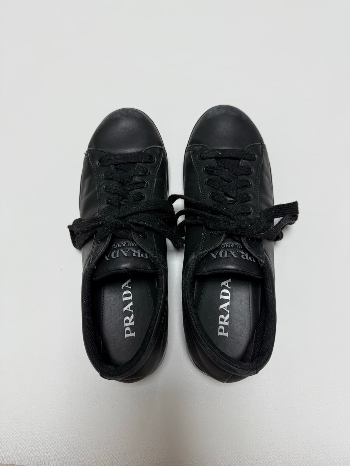 프라다 레더 블랙 스니커즈 8.5 상품이미지5