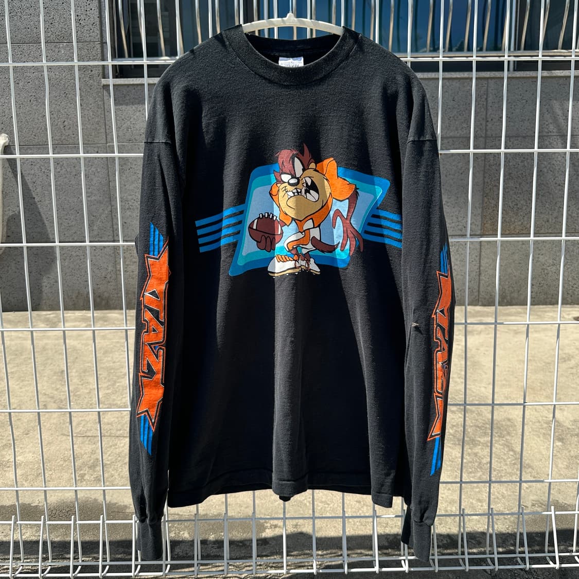 95 usa looney tunes taz long sleeve XL 상품이미지1