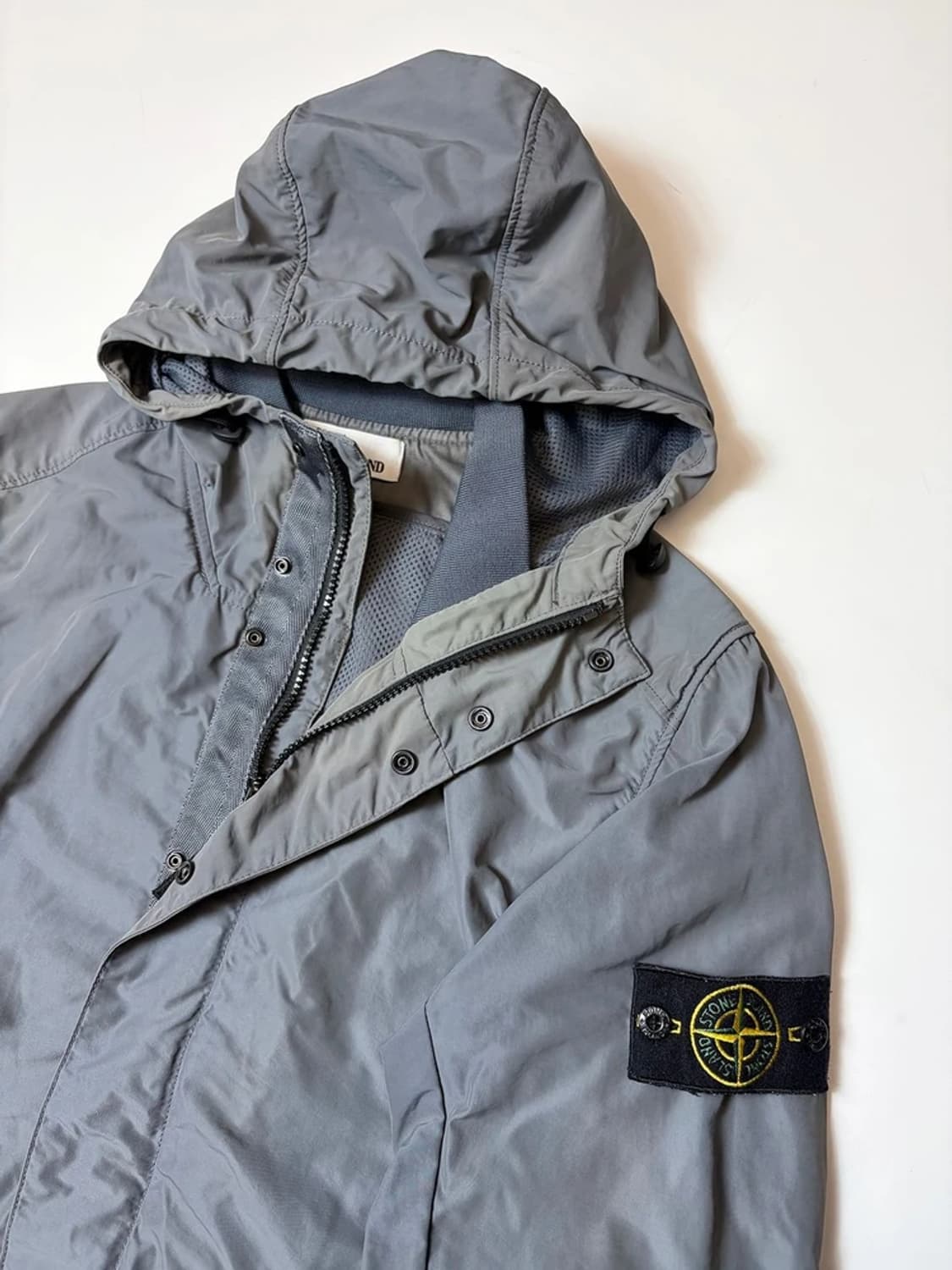 스톤아일랜드 마이크로랩스 나일론 윈드 자켓 PN9269 상품이미지3