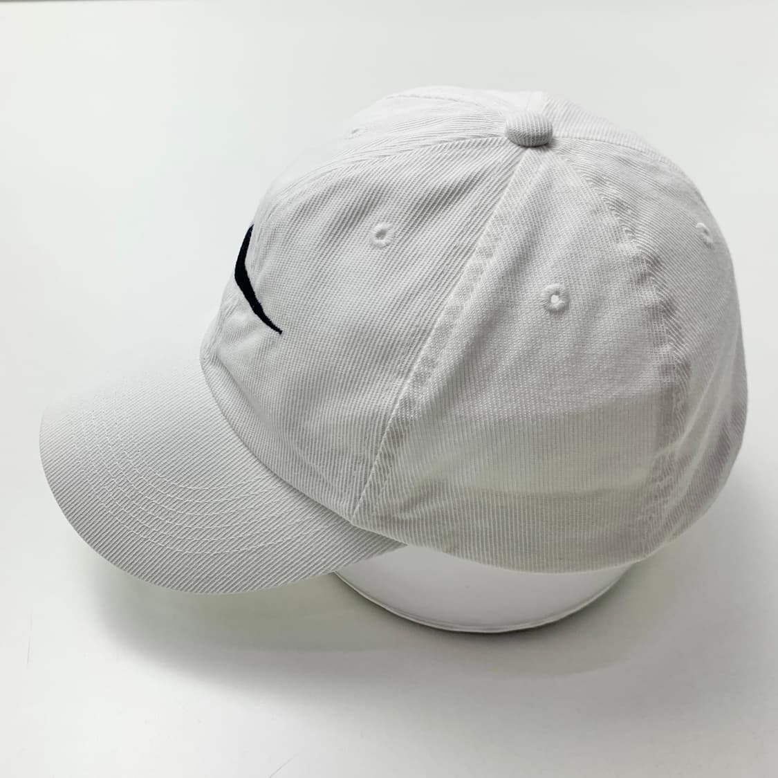 [OS/정품] 나이키 화이트 남여공용 볼캡모자
 상품이미지4