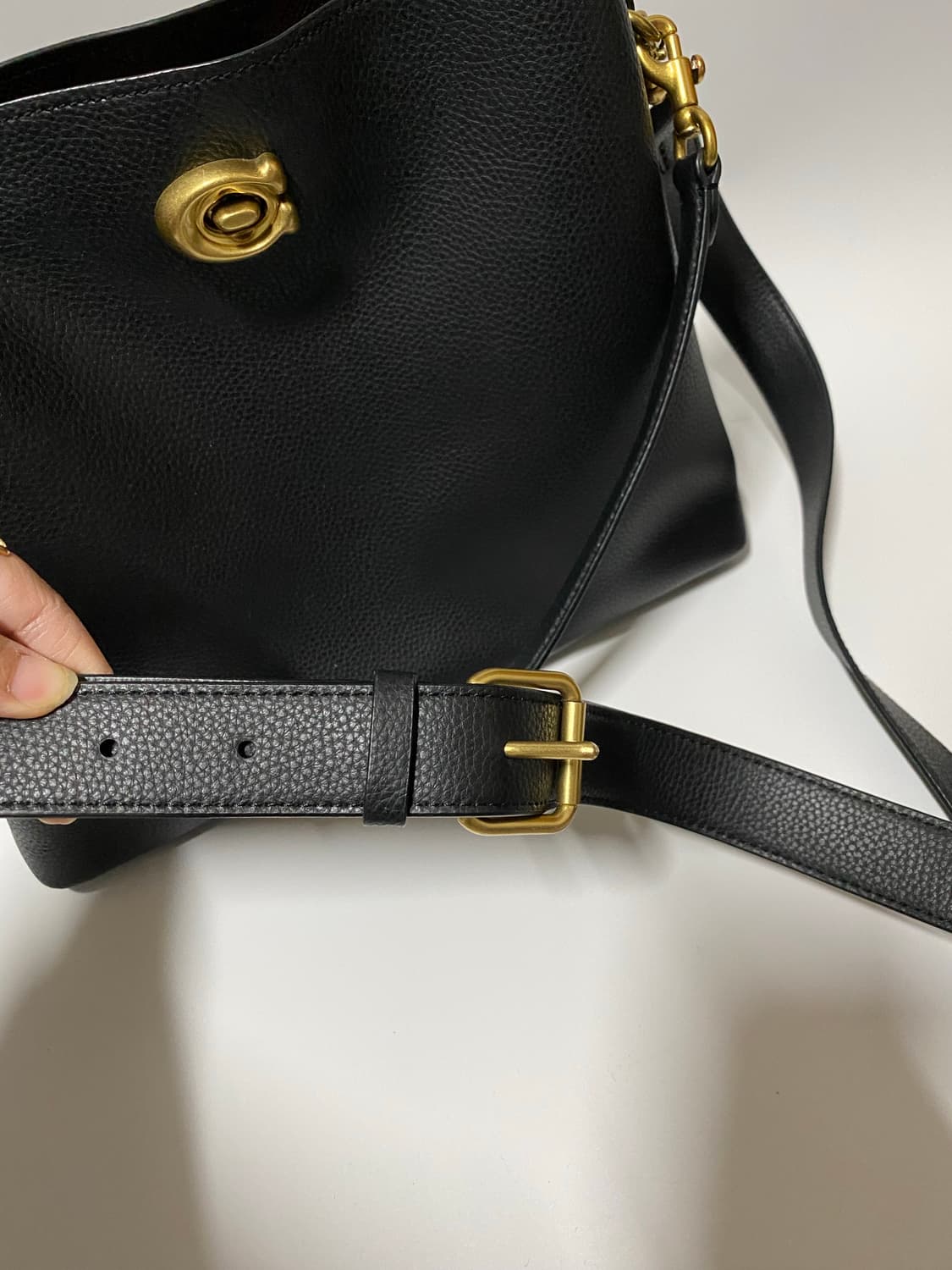 코치 윌로우 숄더백 상품이미지4