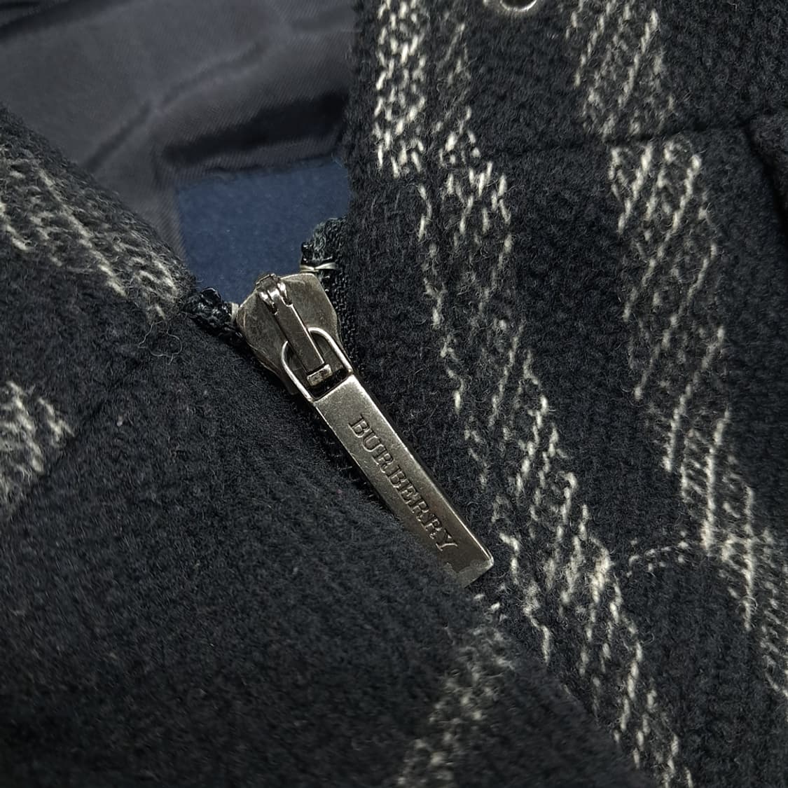 CN799W M 버버리 런던 스페셜티 울 체크 더플 코트 상품이미지4