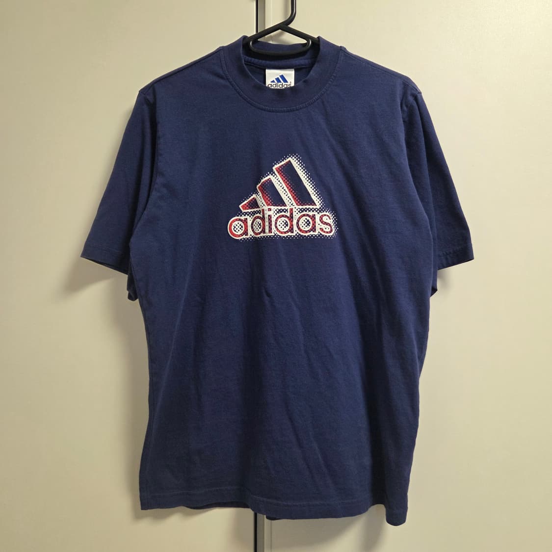 Adidas 올드스쿨 반팔 티셔츠 M 상품이미지1