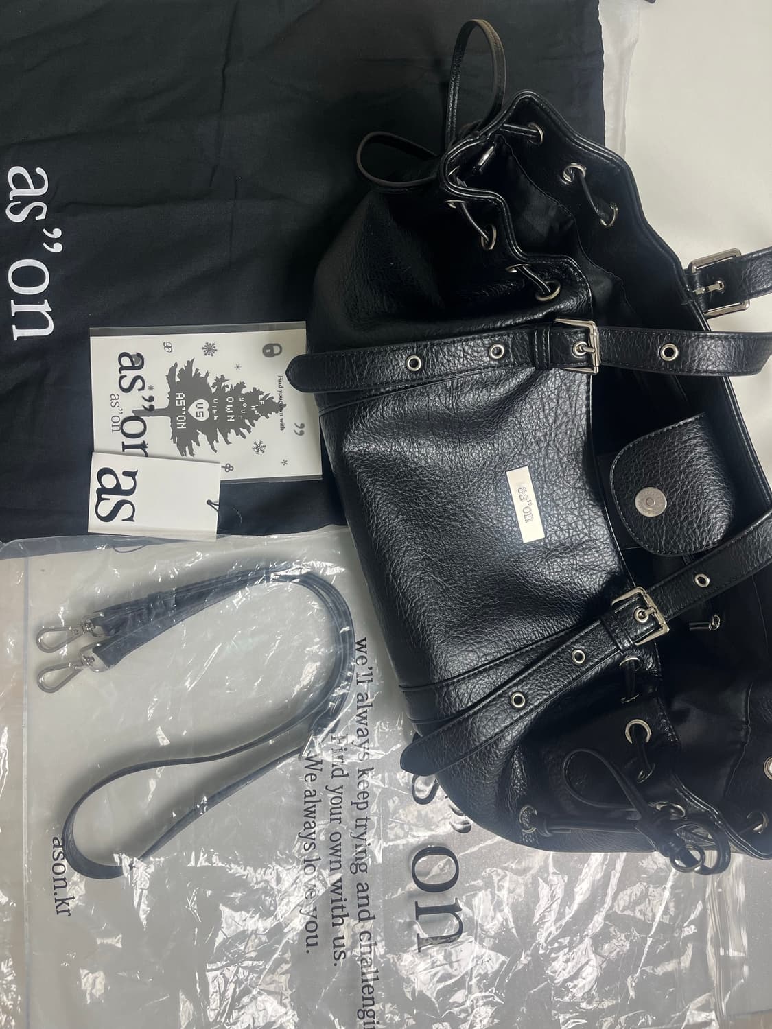 애즈온 헤븐백 블랙색상 팝니다! 상품이미지1